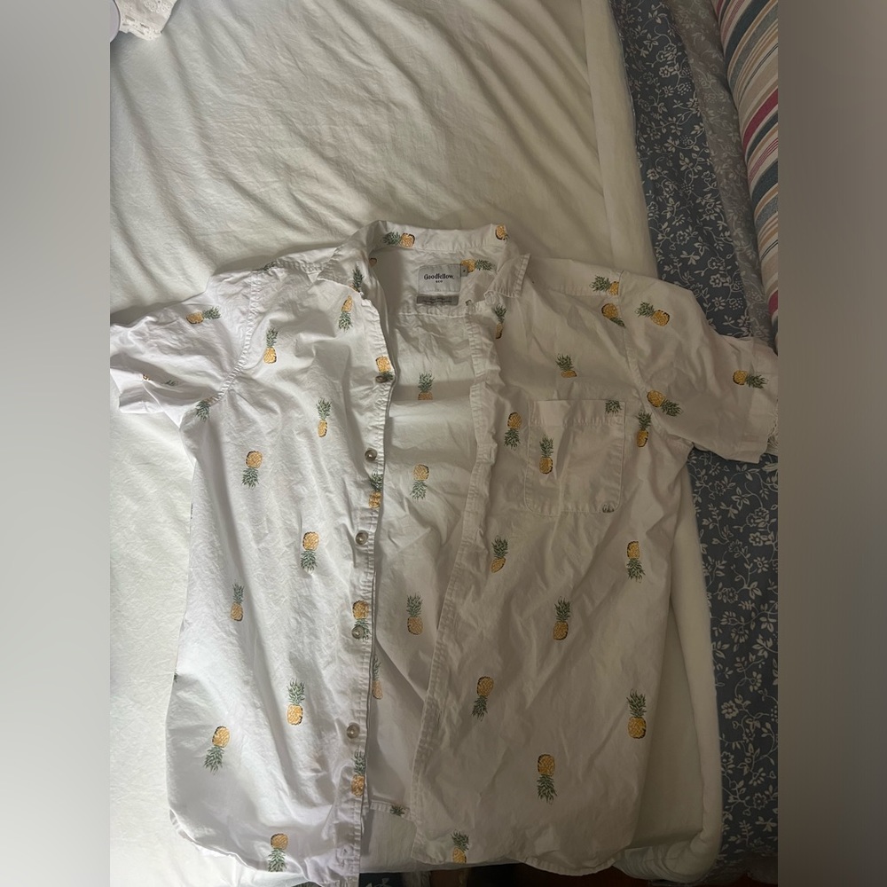 Men’s Goodfellow Pineapple Hawaiian Shirt